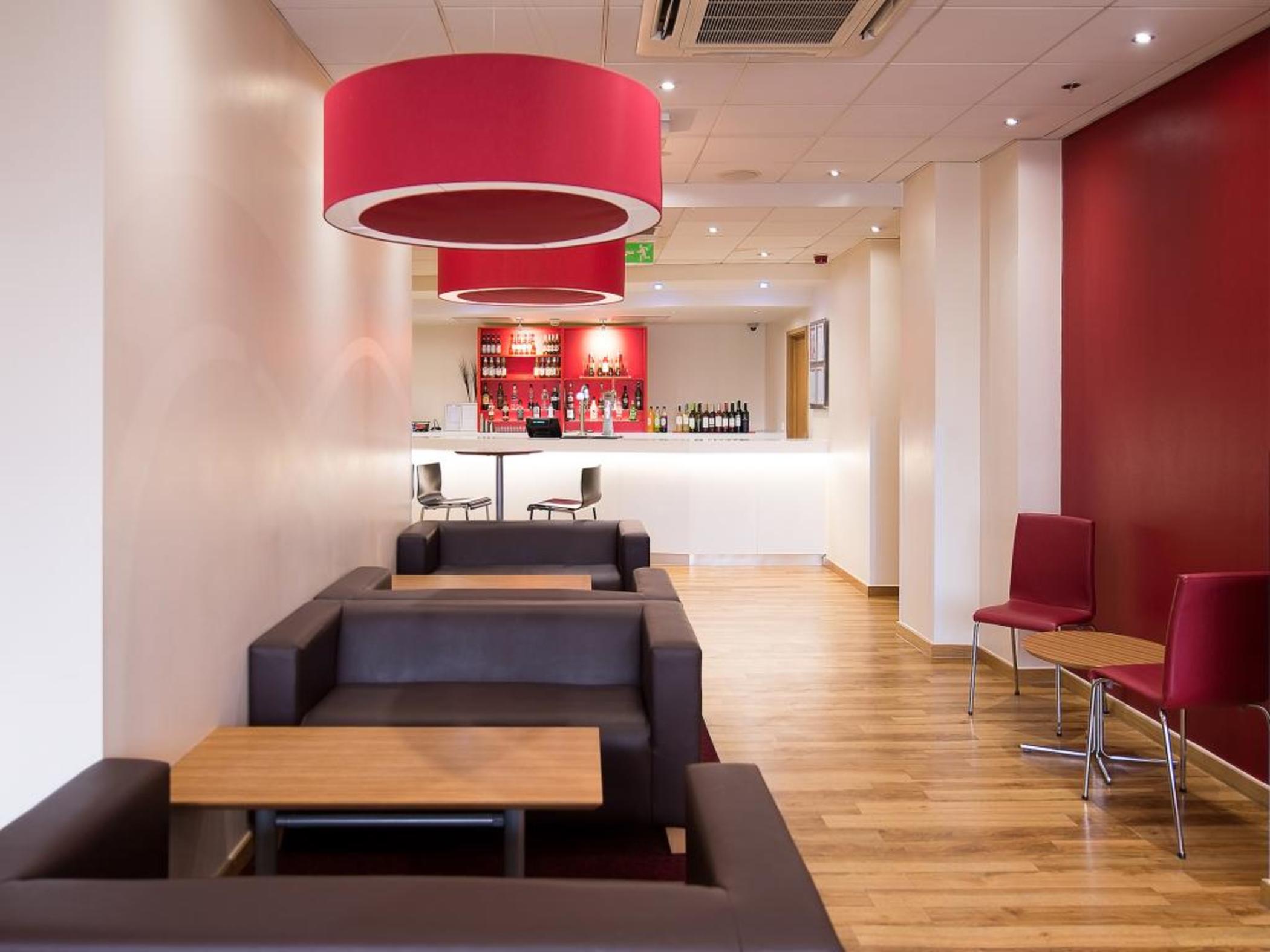Travelodge Nottingham Central 1