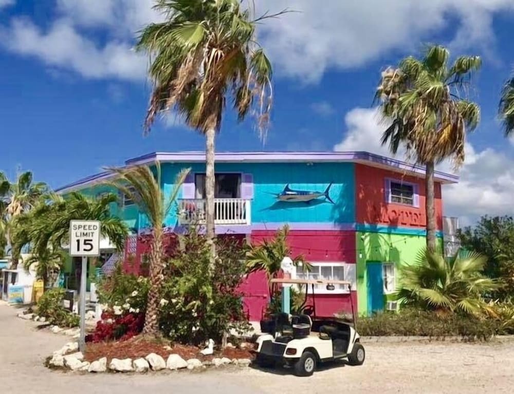 Conch Key Fishing Lodge & Marina 2
