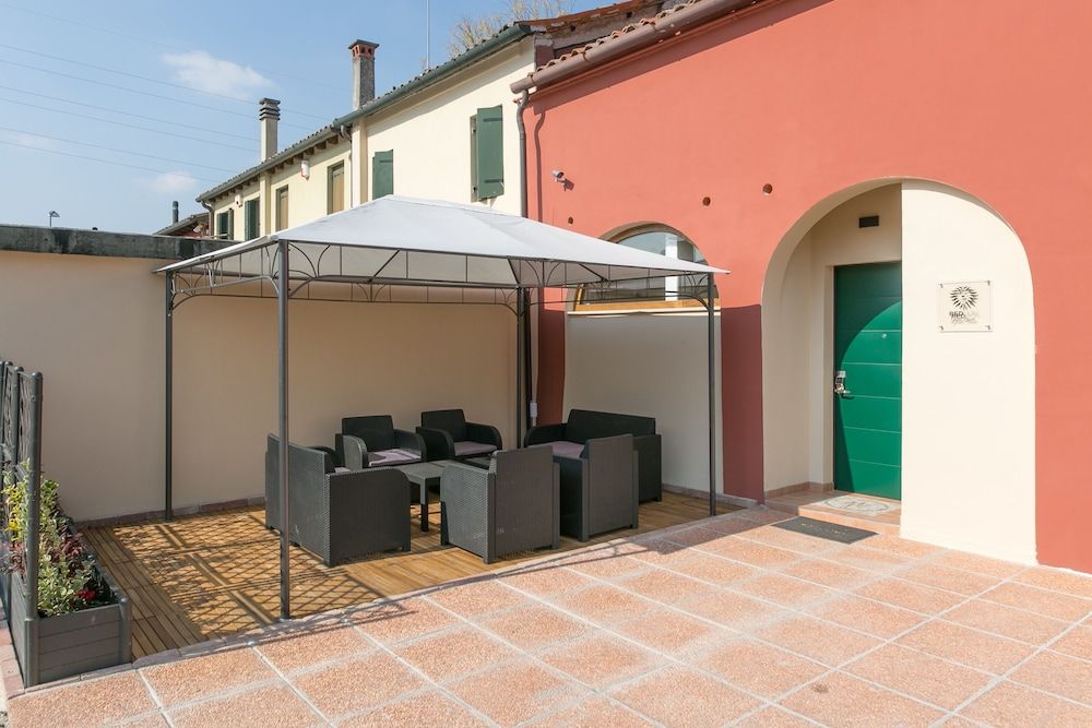 Red Lion Guest House 1