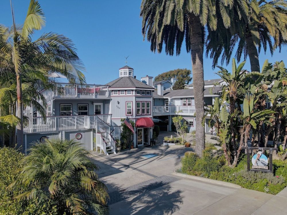 Pelican Cove Inn 1