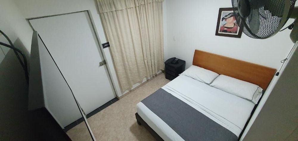 Hotel Gran Imperio 1