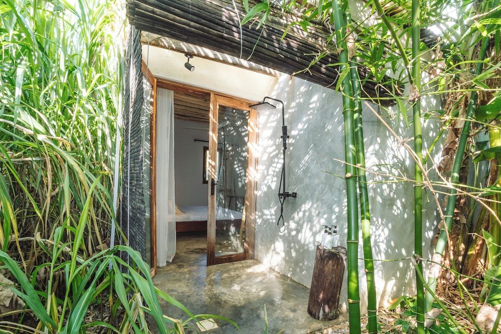 Bamboo Zanzibar 1