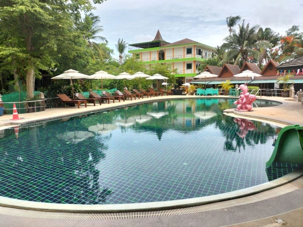 Lotus Hostel Beach Koh Tao 1