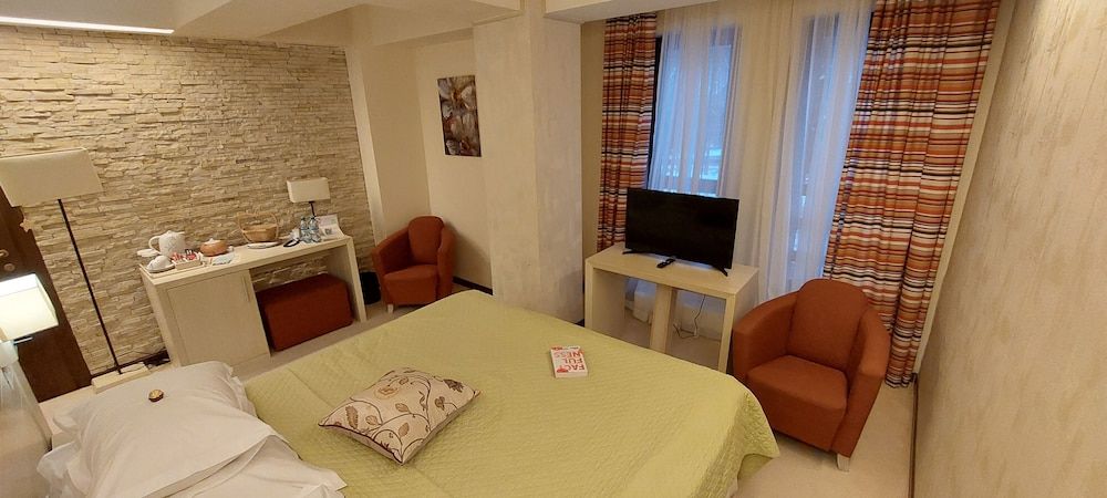 Ioana Boutique Hotel 2