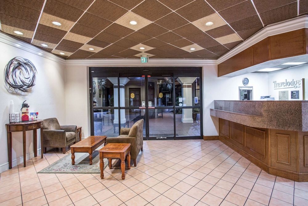 Travelodge by Wyndham Deltona 2