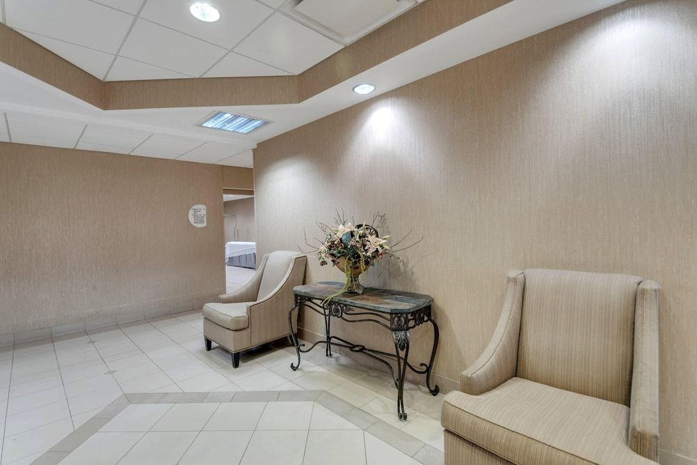Quality Inn & Suites Bel Air I-95 Exit 77A 2
