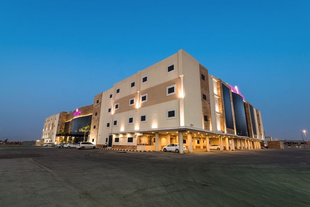 Boudl Al Munsiyah 1