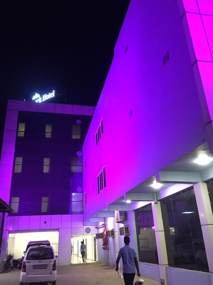 White Rock Hotel 1