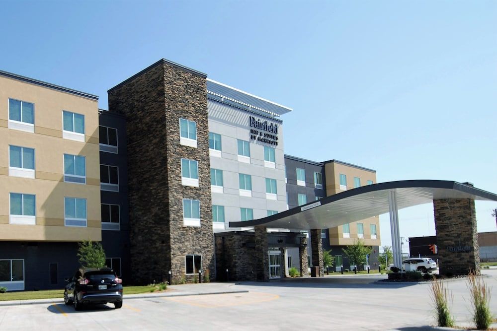 Fairfield Inn & Suites Winona 1