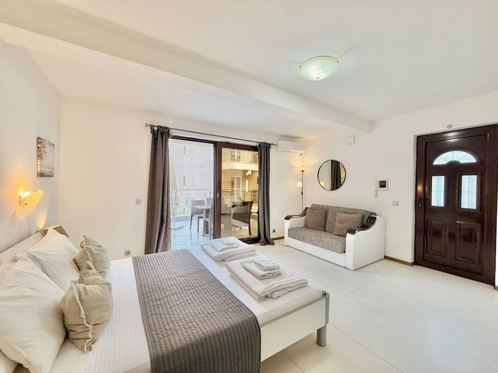 Adriatic Urban Apartments 1