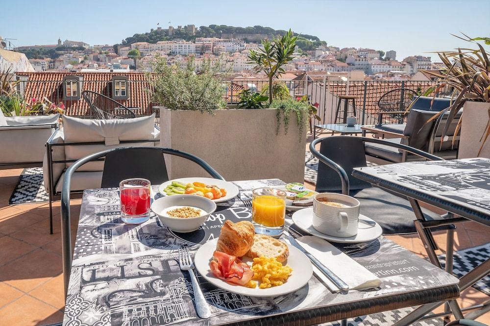 The ART INN Lisbon 1