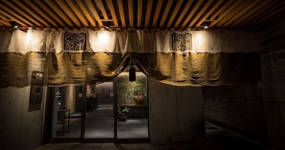 Higashiyama Shikikaboku 1