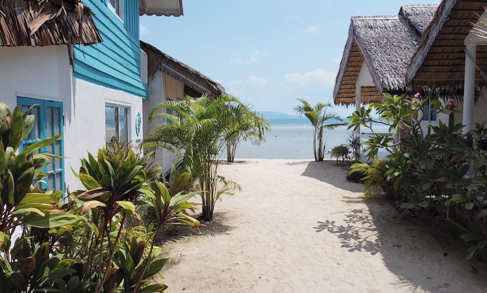 Sand Terrace Beach Bungalows 1