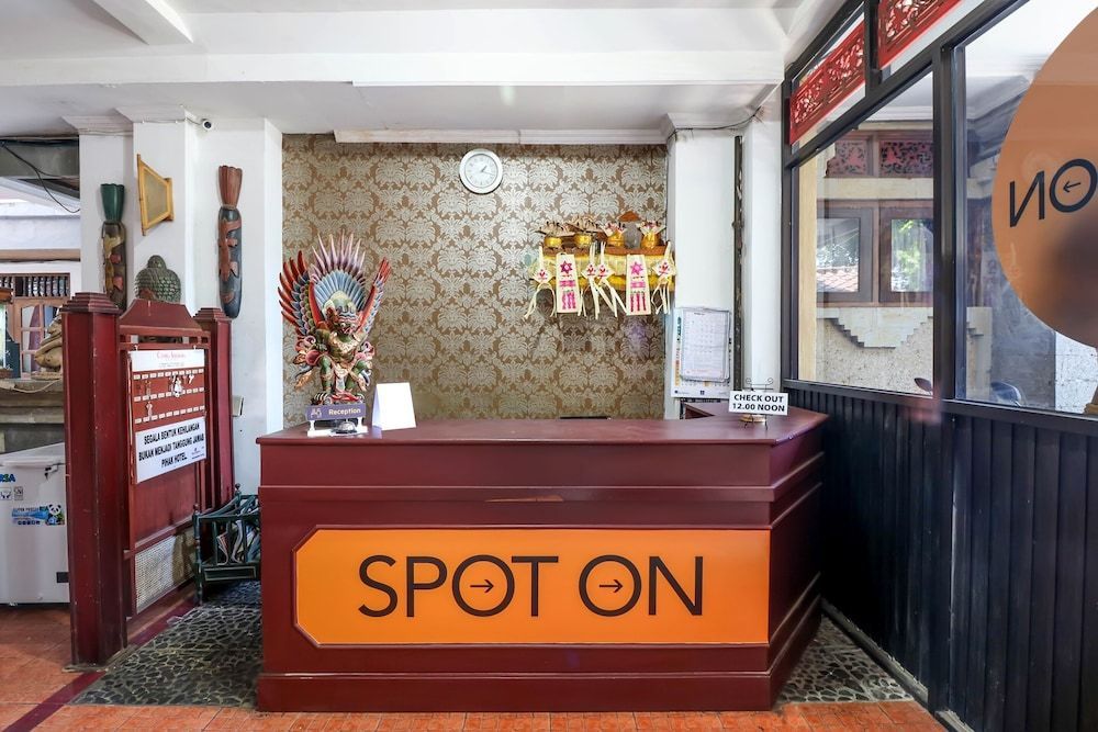 OYO 1927 Hotel Candra Adigraha 2