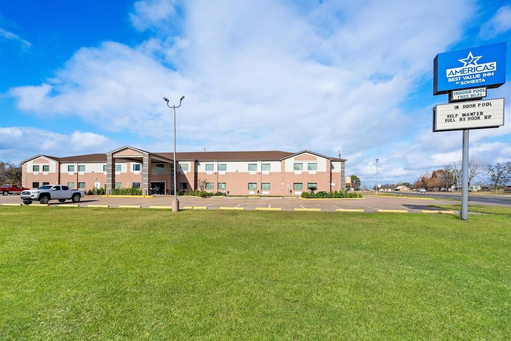 Americas Best Value Inn Somerville Texas 1
