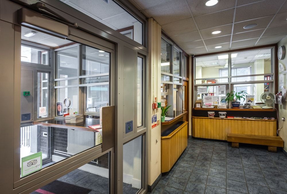 LSE Carr-Saunders Hall 2