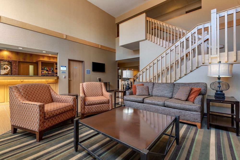 Best Western Plus Chelsea Hotel 2