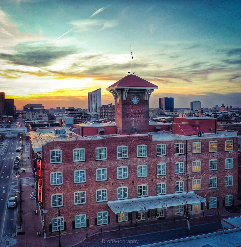 Hotel at Old Town 1