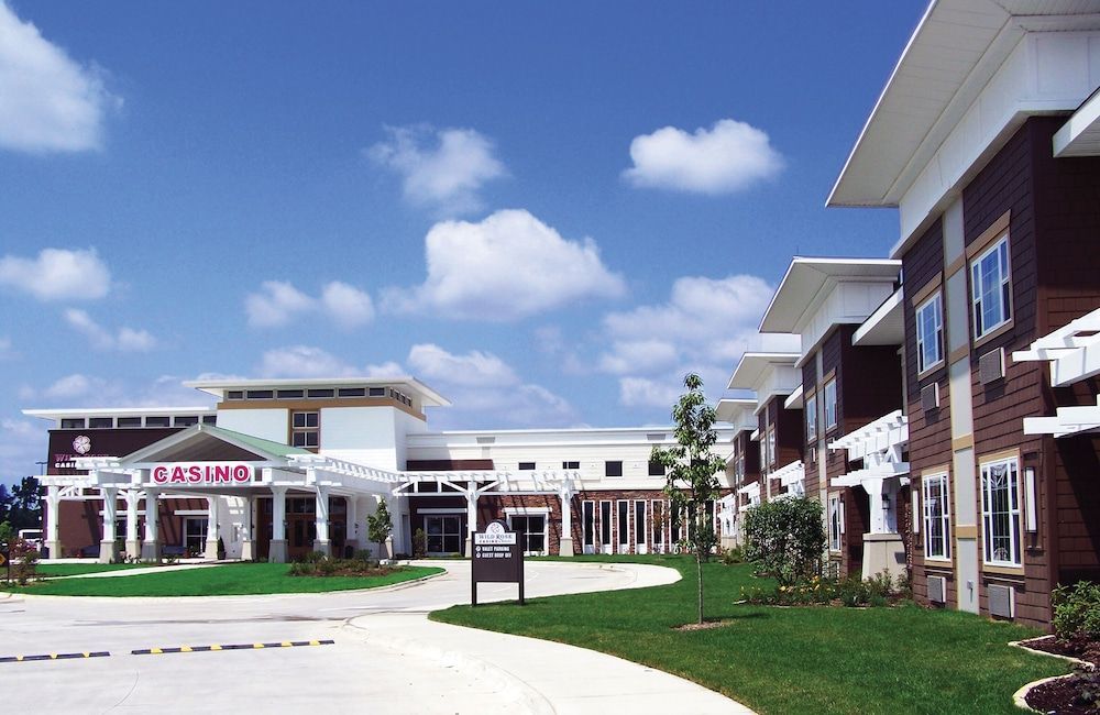 Wild Rose Casino & Hotel Clinton Iowa 1