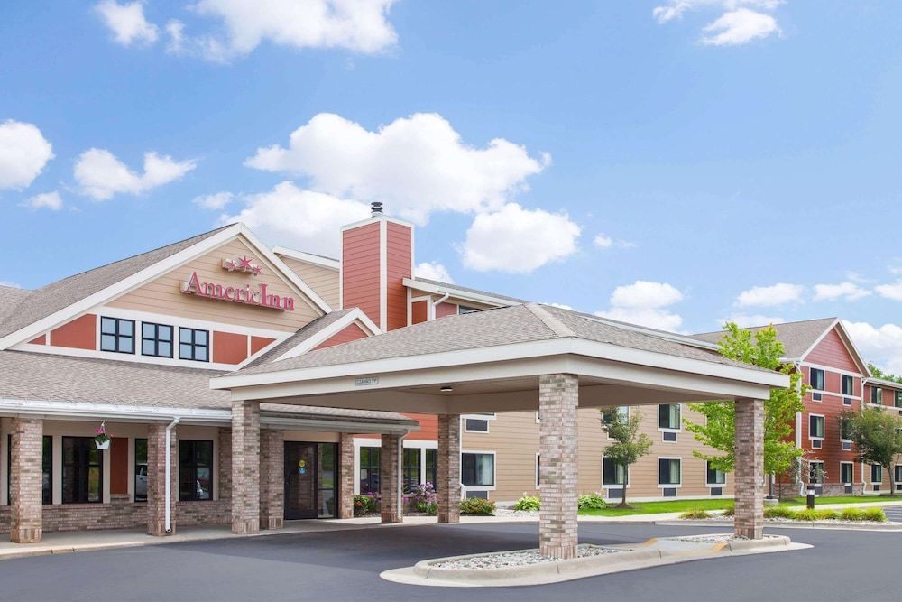 AmericInn by Wyndham Greenville 1