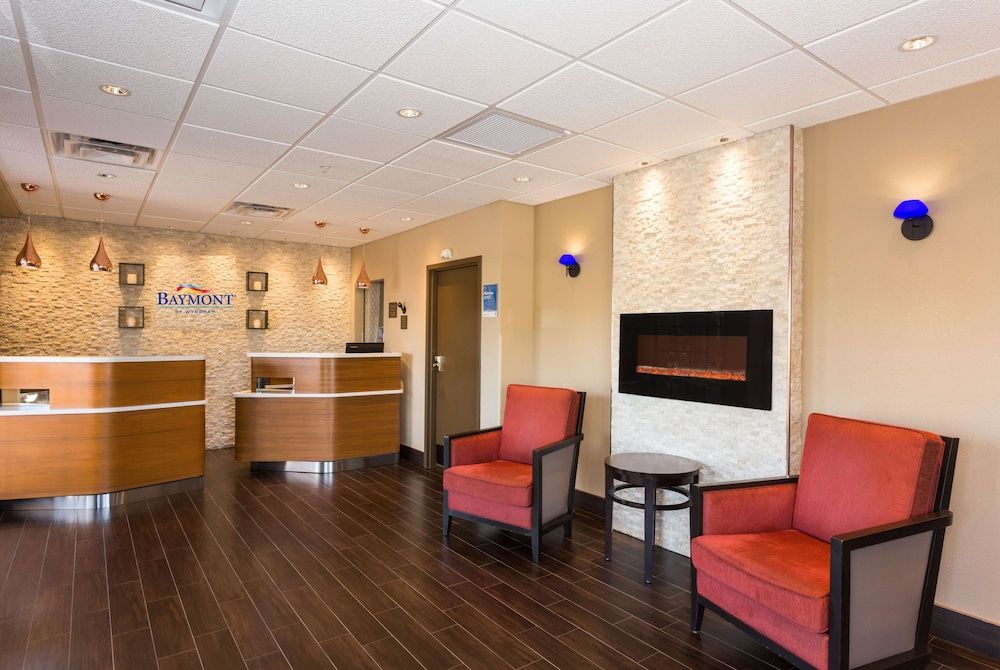 Baymont by Wyndham Bonita Springs 2