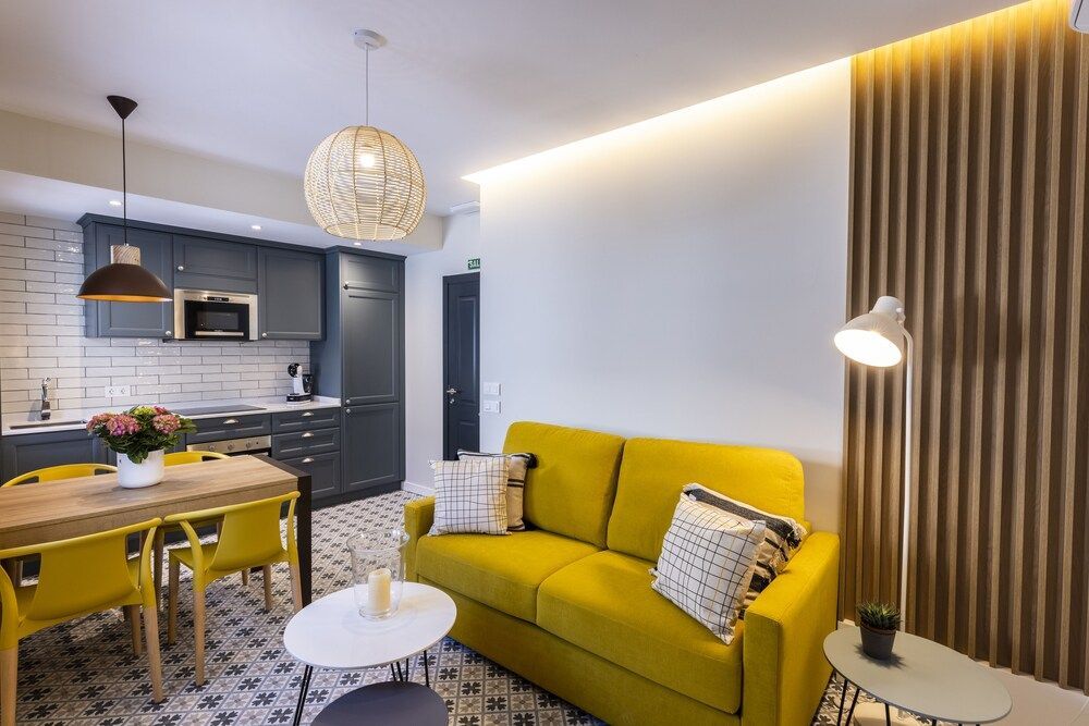 Apartamentos El Patio - Modernos con vistas en Plaza Mayor 1