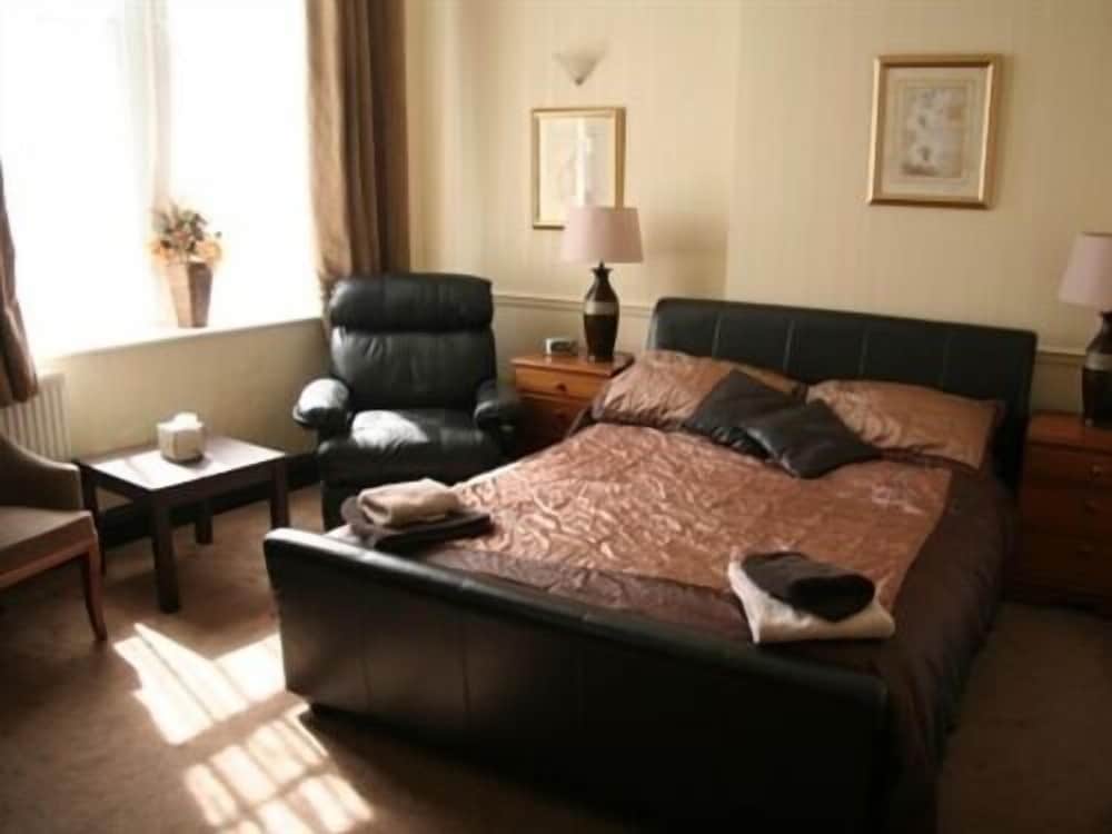The Black Bull inn 2
