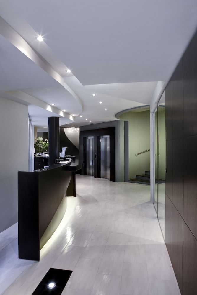 Twentyone Hotel 2
