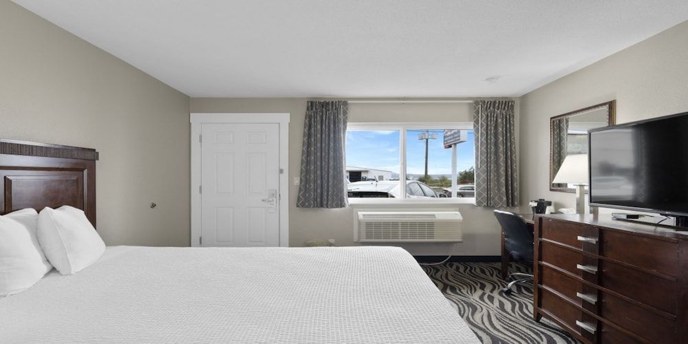 Astoria Rivershore Motel 1