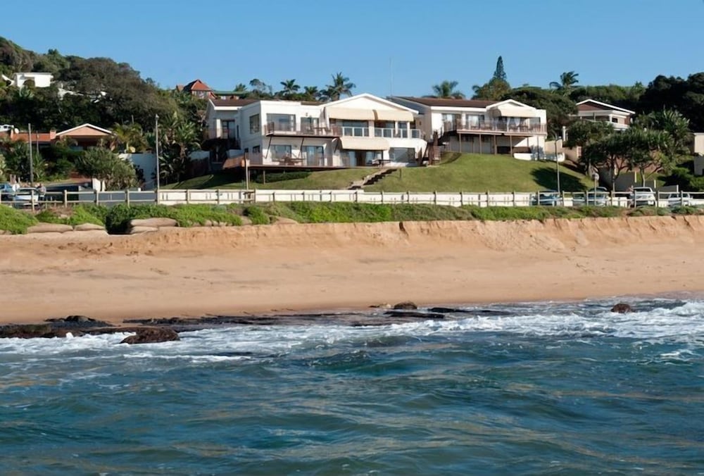 Fairlight Beach House 1