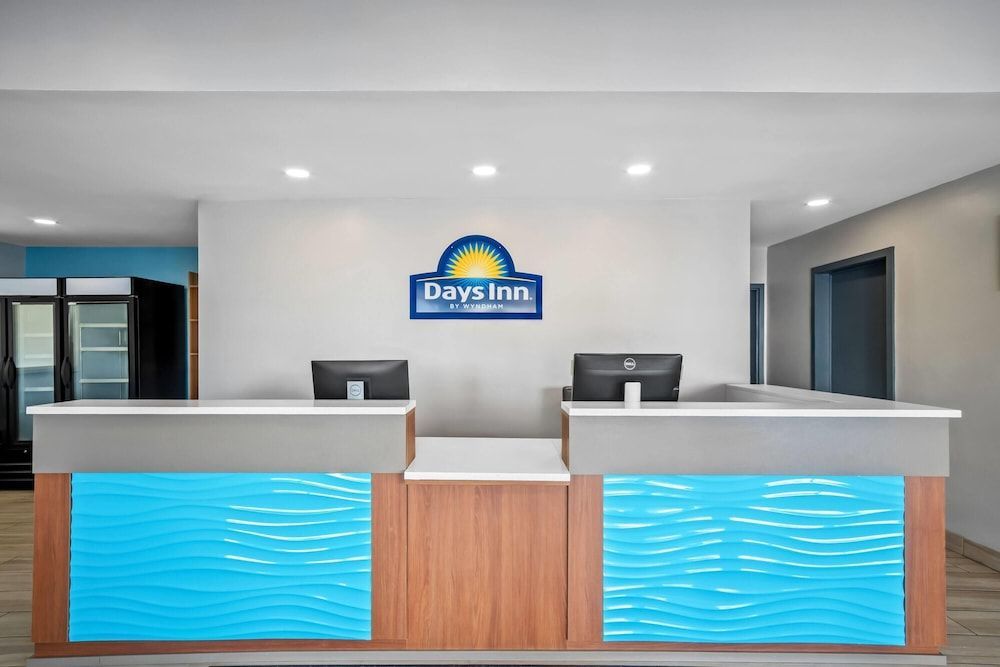 Days Inn by Wyndham Renfro Valley Mount Vernon 2