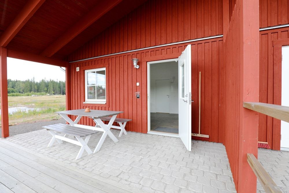 Kosta Lodge 1