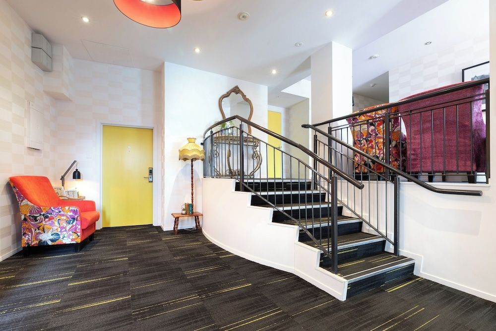 Hotel 115 2