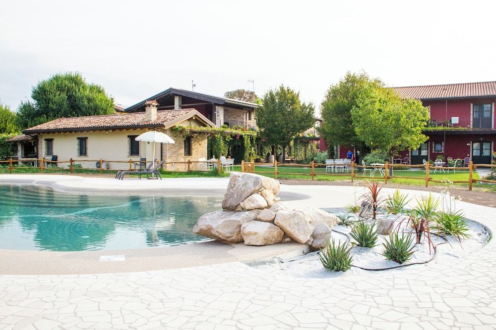 Agriturismo Albafiorita 1
