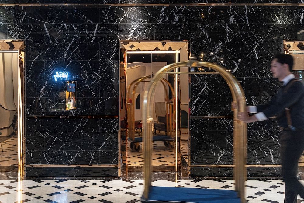 MUU Bangkok, Small Luxury Hotels of the World 2