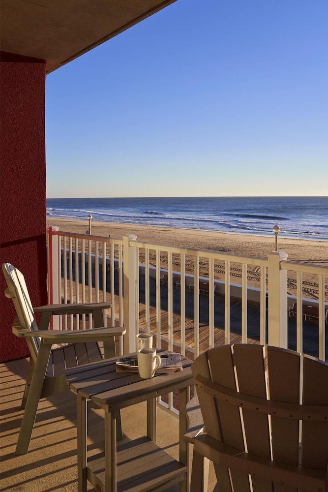 Hyatt Place Ocean City Oceanfront 1