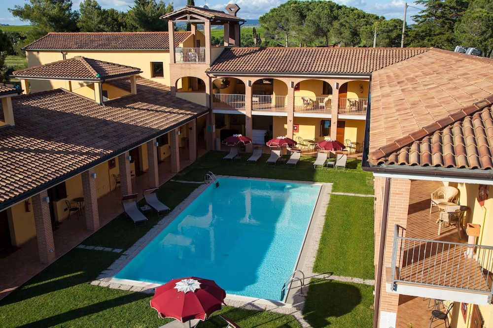 Hotel Ristorante Le Querciolaie dei Ricci 1