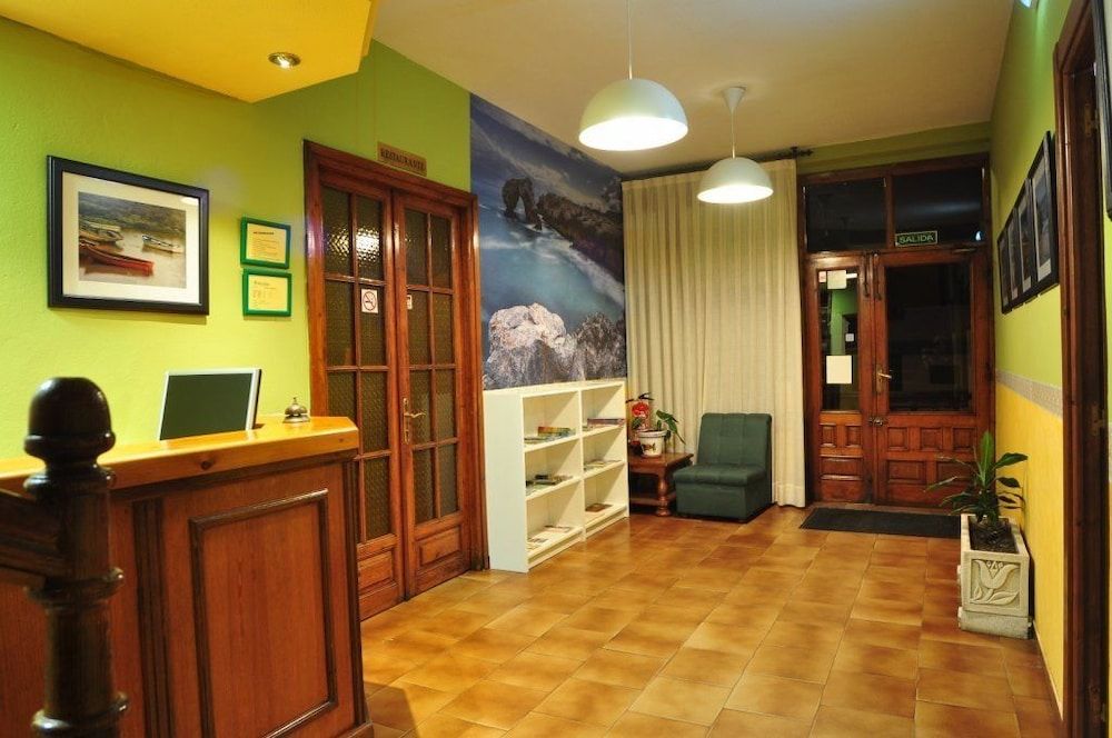 Hostal Europa 2