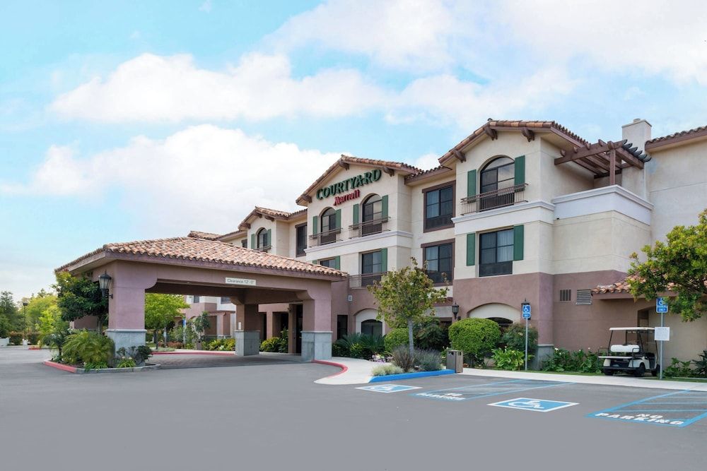 Courtyard by Marriott Thousand Oaks Ventura County 1