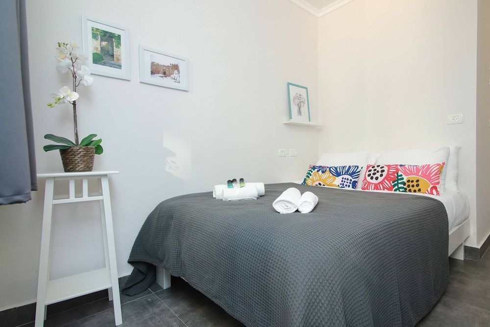 Gabriel Apartments - Jaffa Street - Next To Market 2