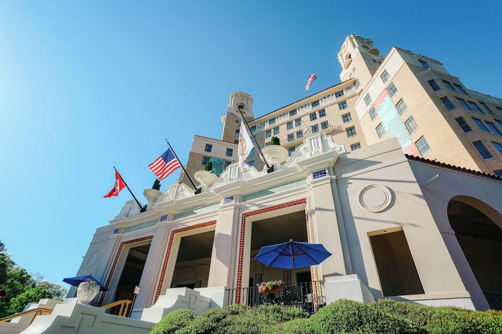 Arlington Resort Hotel & Spa 1