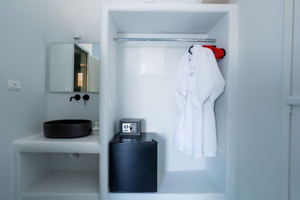 Zen Suites & Spa 2
