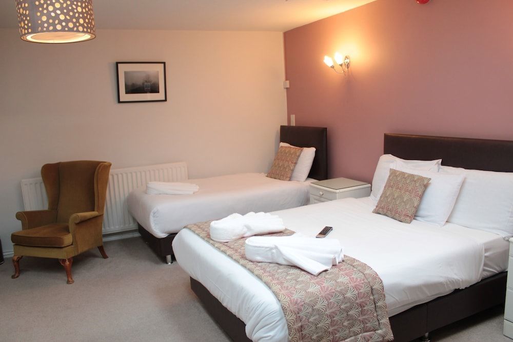 The Blue Boar - Historic Country Inn near Stratford-upon-Avon 2