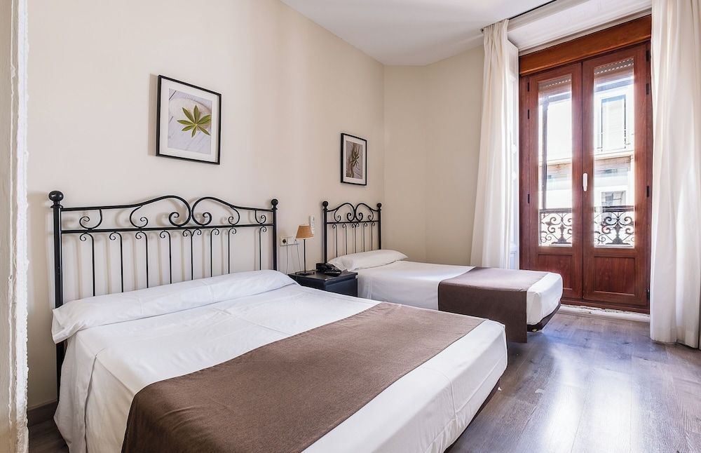Hostal El Pilar 1
