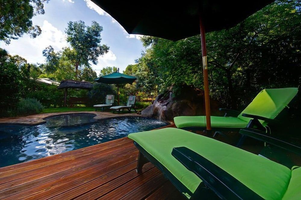 Woodland Gardens Self-Catering & Pet-Friendly Lodge 1