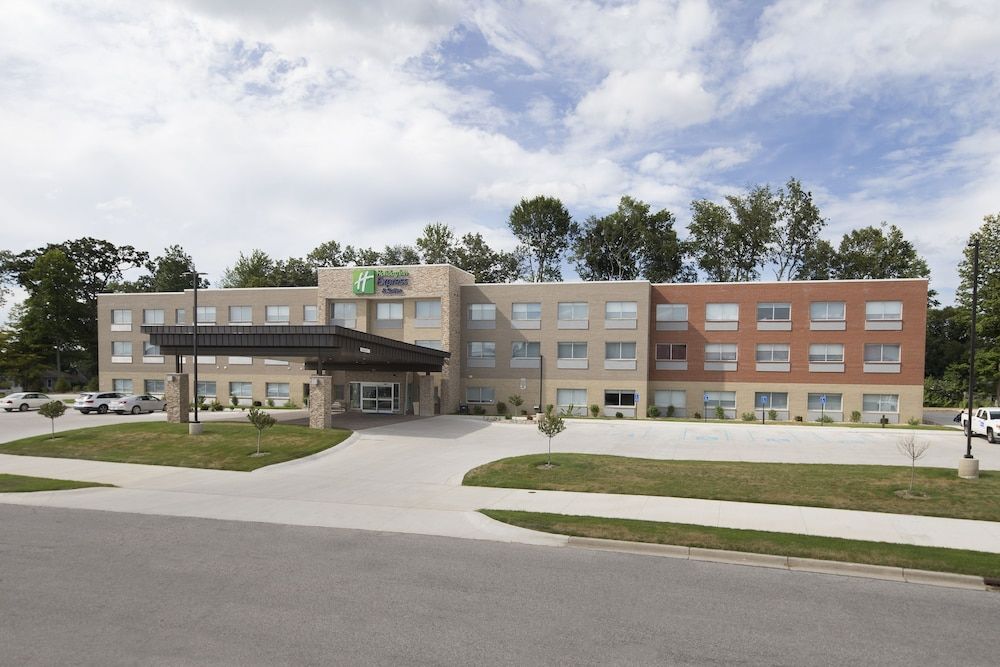 Holiday Inn Express & Suites LA PORTE by IHG 1