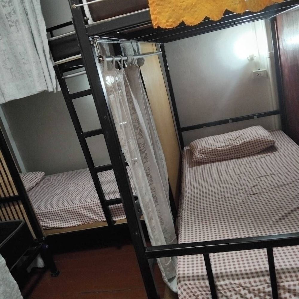 Amazing Khaosan Hostel 1