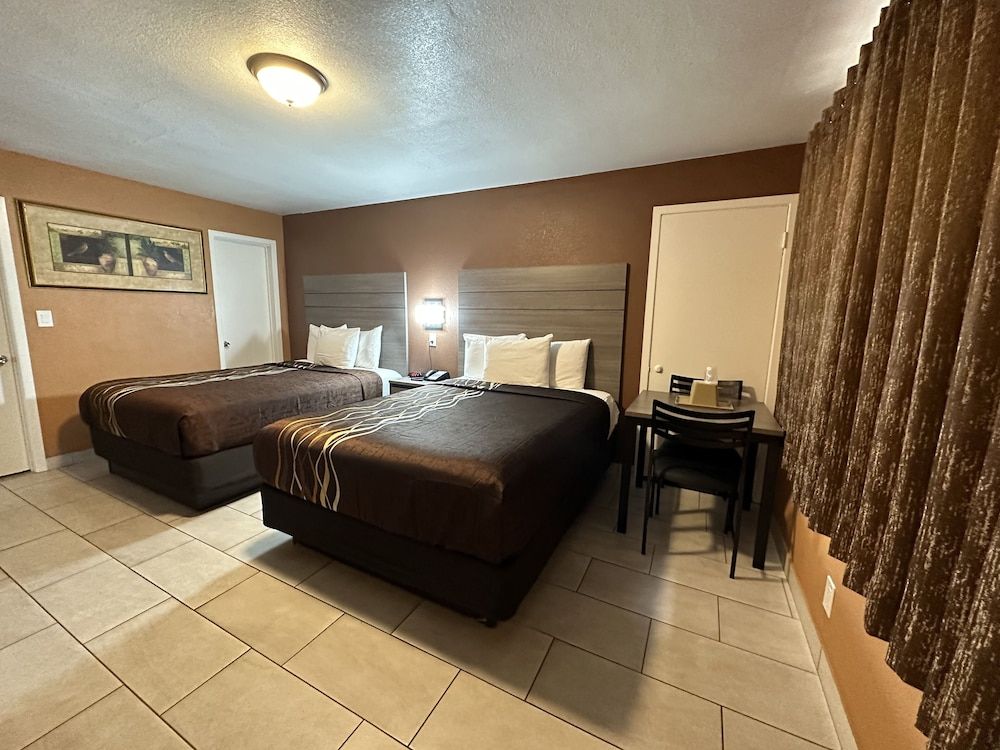 New Corral Motel 1
