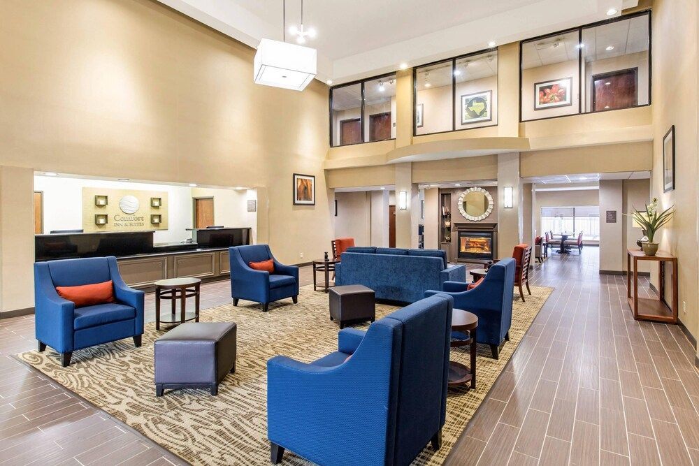 Comfort Suites Humble Bush Intercontinental Airport 1