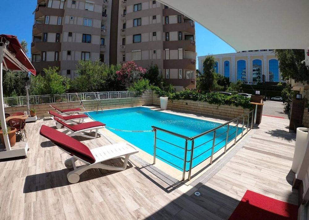 Bir Hotel 1